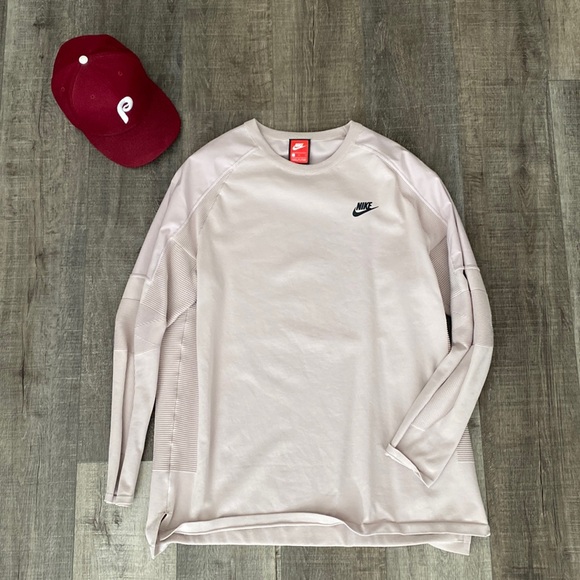 Nike Sportswear Tech Knit Long Sleeve Men's Sweater Pullover - Picture 1 of 3